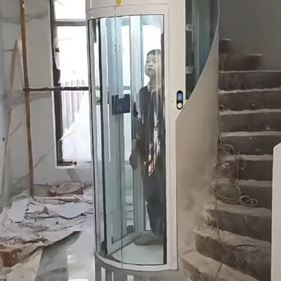 Speziallift mit Zahnradantrieb 14,5 Meter Höhe Kleinlift