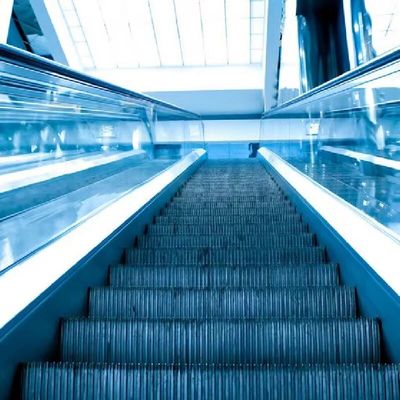 Anpassbarer Beweglicher Bürgersteige Flughafen 20 Meter Treppe Aufzug Rolltreppe