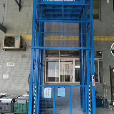 Stabiler Laderaufzug mit verbesserten 3-Phasen-Leistungs- und Sicherheitsfunktionen